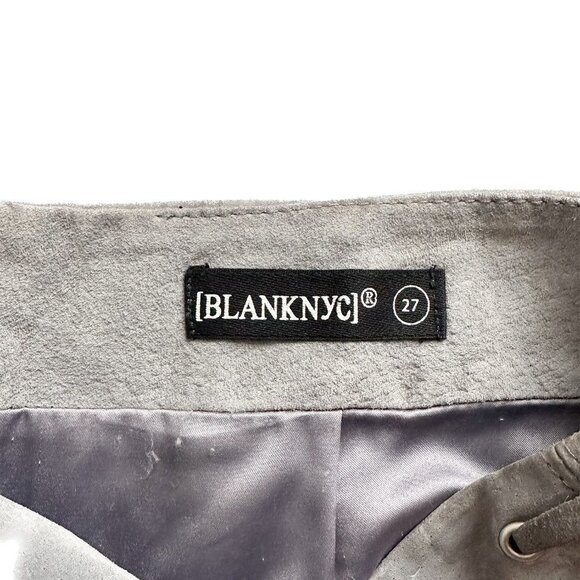 BLANKNYC Lace-Up Grey Suede Mini Skirt with Asymmetric Hem - Women's Size 27 - Picture 2 of 3